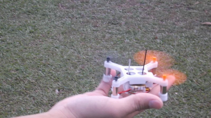 XL-RCM 10.0 PIXXY: Карманный дрон / FPV квадрокоптер