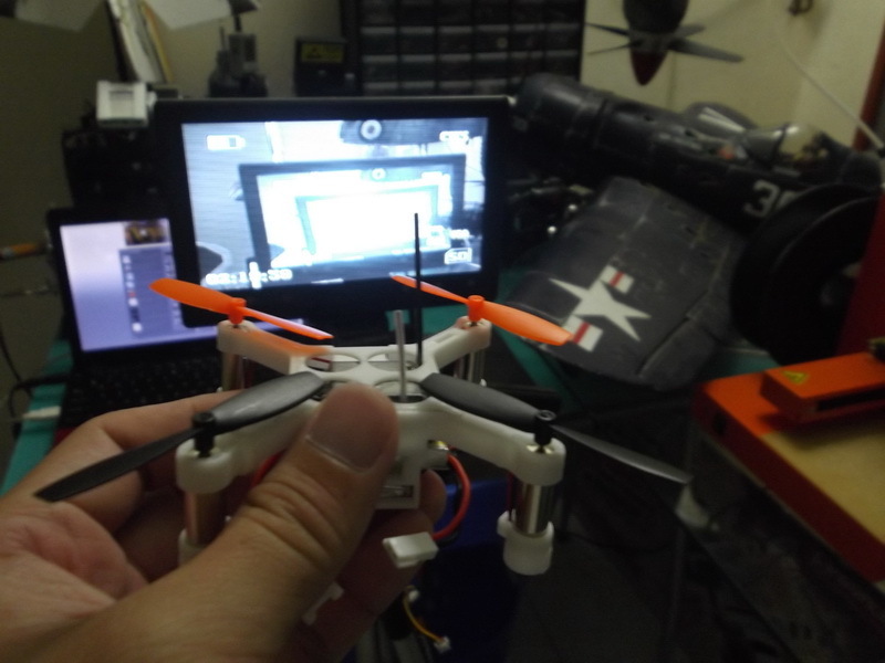 XL-RCM 10.0 PIXXY: Карманный дрон / FPV квадрокоптер