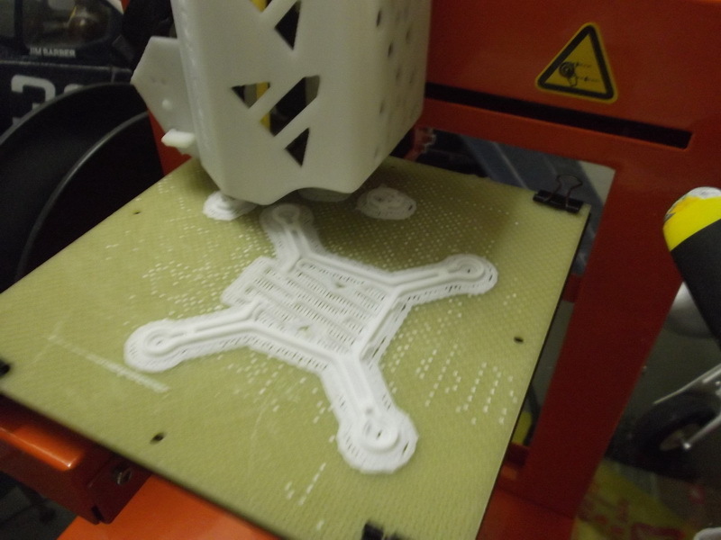 XL-RCM 10.0 PIXXY: Карманный дрон / FPV квадрокоптер