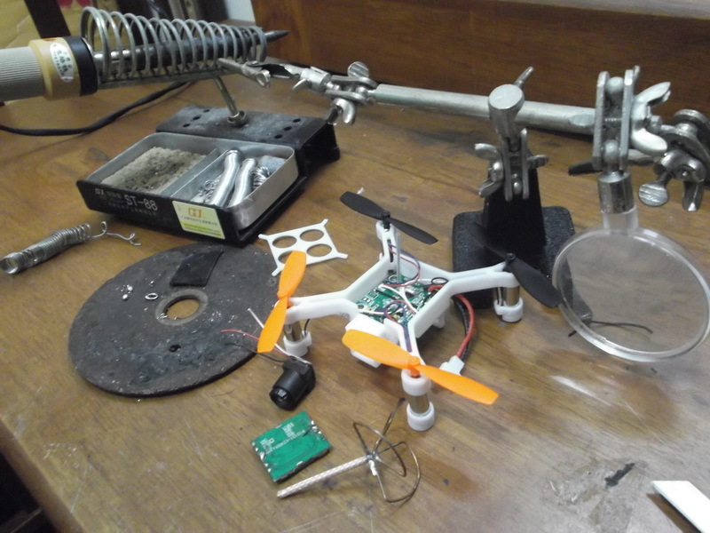 XL-RCM 10.0 PIXXY: Карманный дрон / FPV квадрокоптер