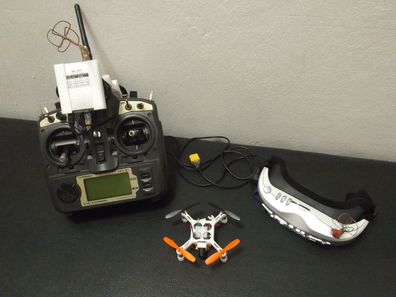 XL-RCM 10.0 PIXXY: Карманный дрон / FPV квадрокоптер