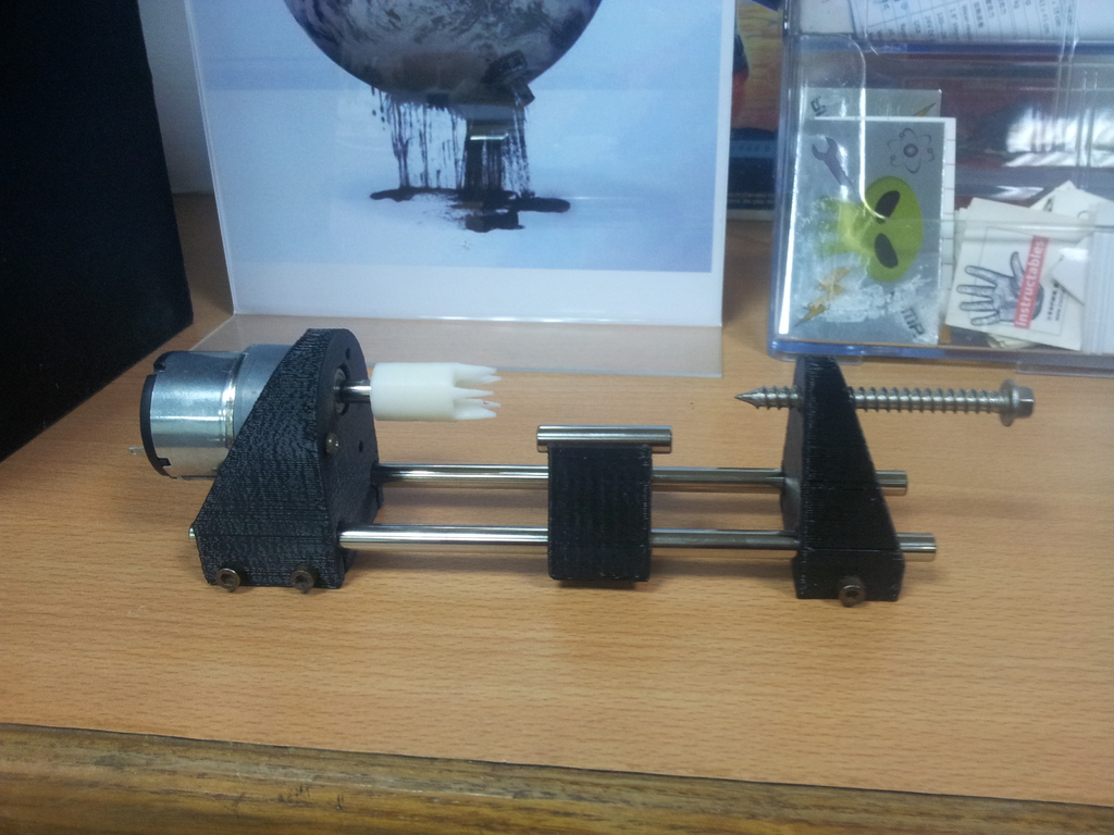 Латhe для мелков - Crayon Lathe 2