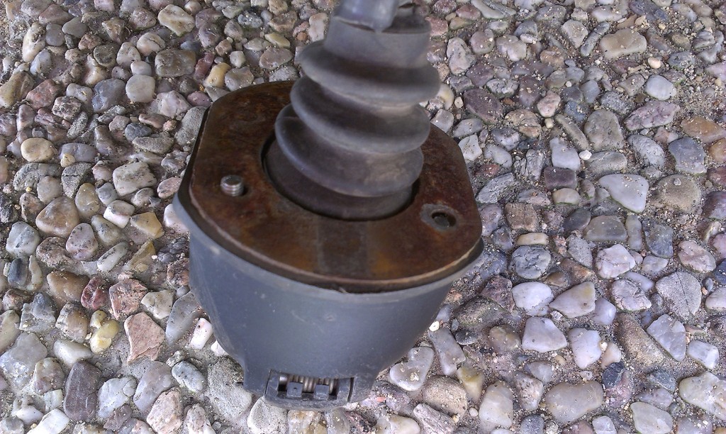 Электрический держатель для фаркопа GM EU