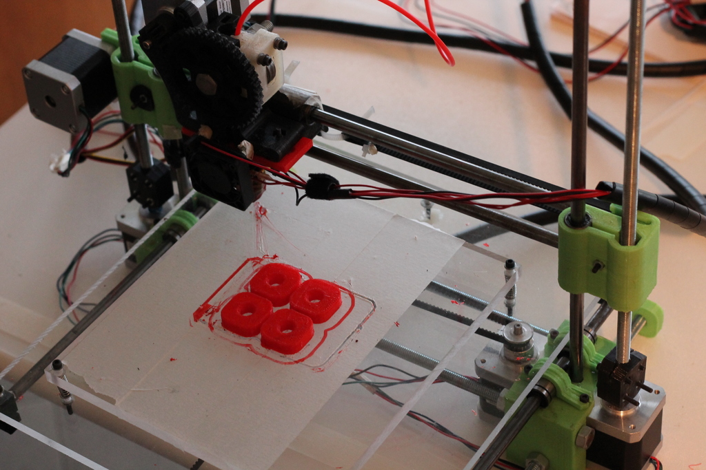 3D-принтер RepRap 3DM1