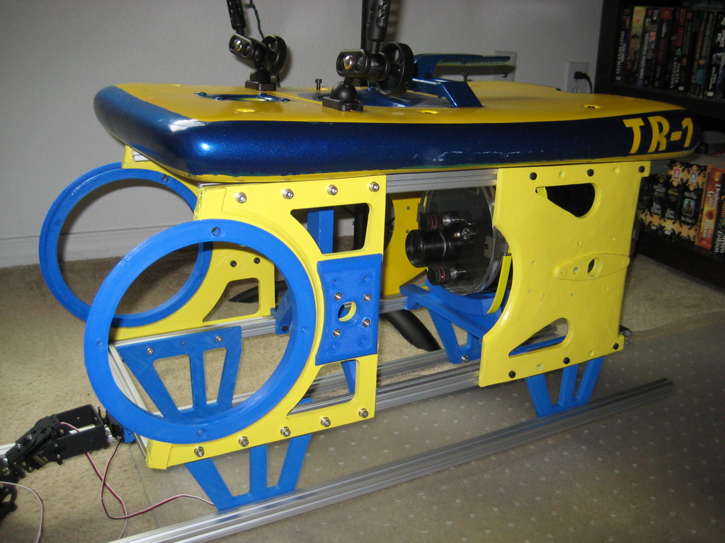 TimROV - Открытый классный дистанционно управляемый аппарат