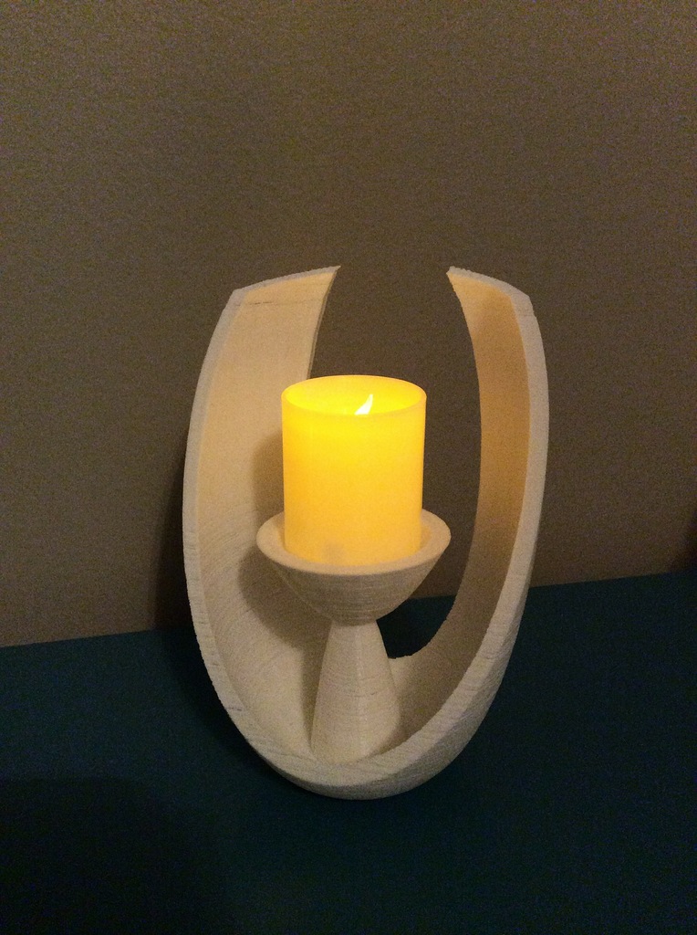 Современный овальный подсвечник