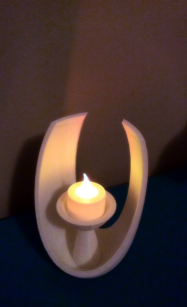 Современный овальный подсвечник