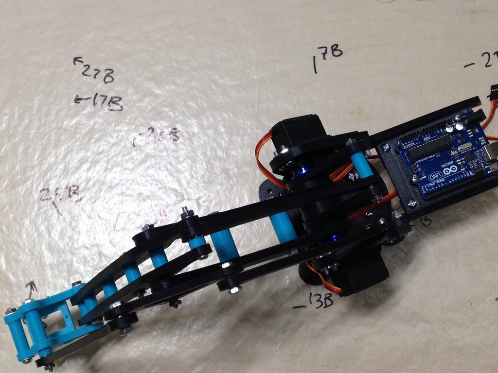 Открытый роботизированный манипулятор (Lite Arm i2)