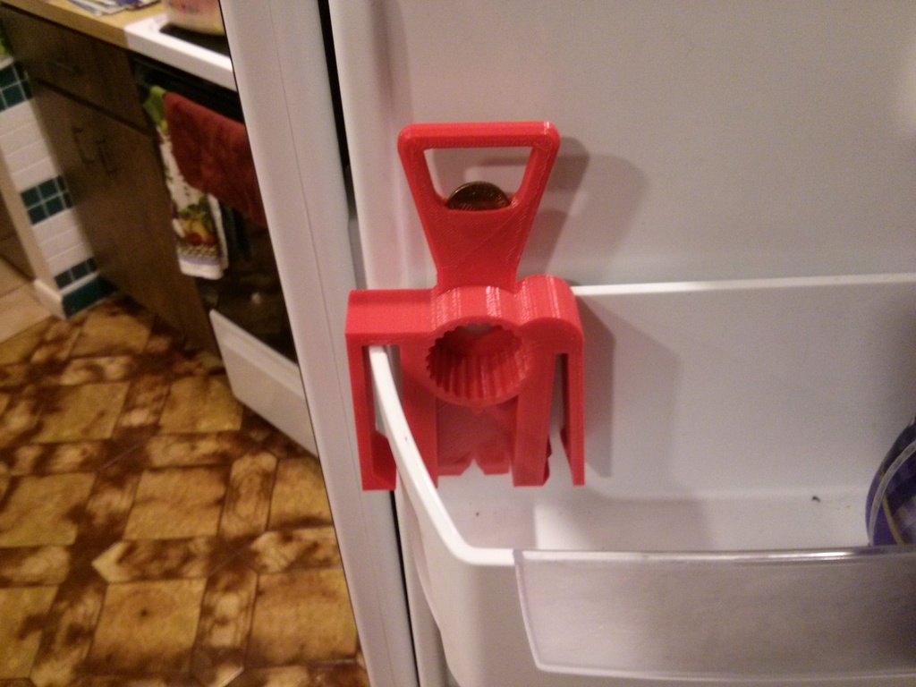 IceMan - Удобный открыватель и зажим для холодильника