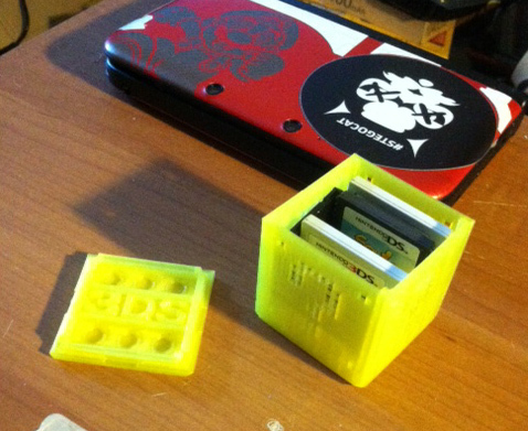 Коробка для картриджей Nintendo 3DS и DS с вопросительным знаком