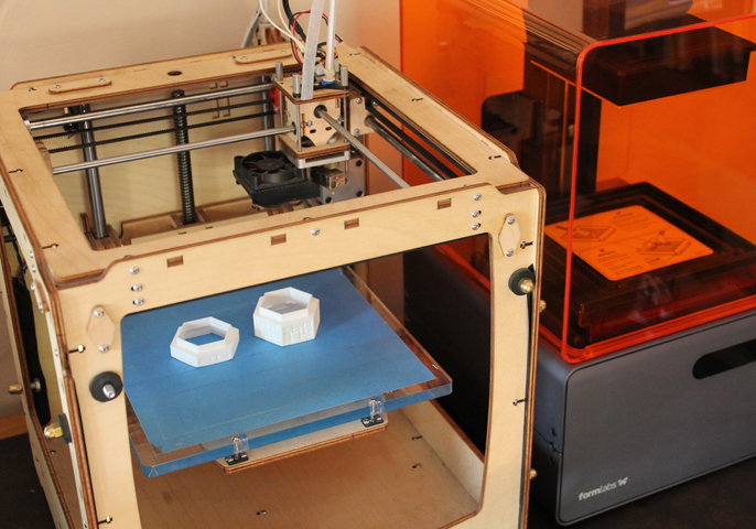 Кирпич для настольной игры с травяной поверхностью