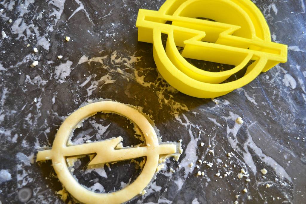 Формочка для печенья Opel