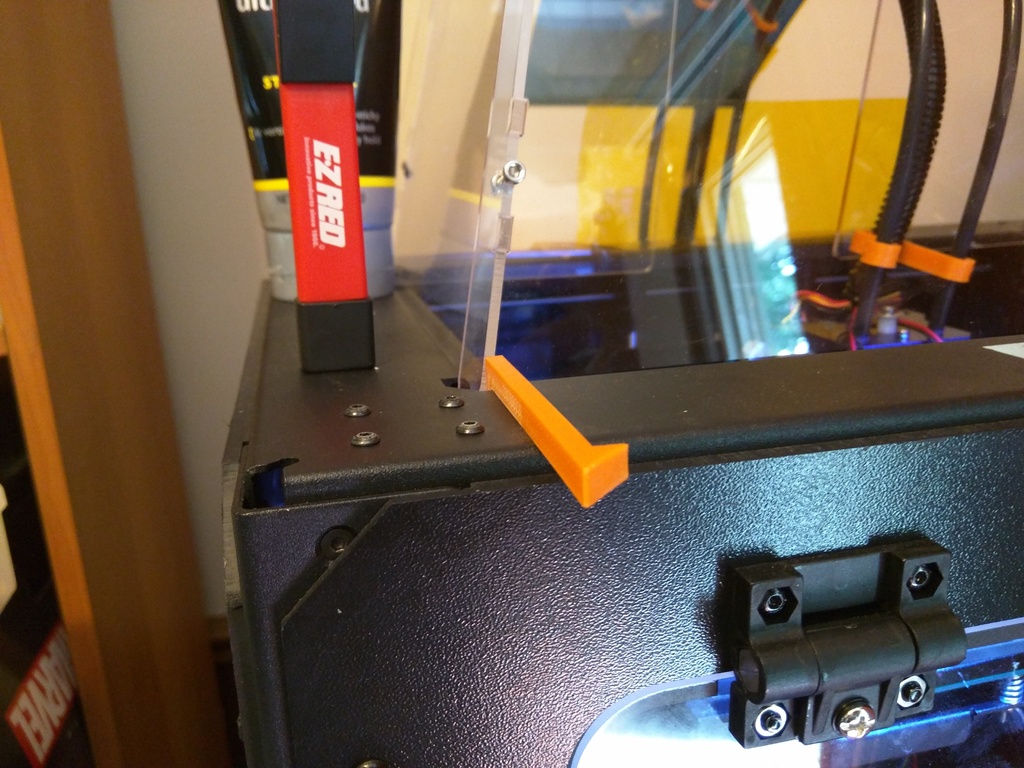 Клипса для открытой двери FlashForge Creator Pro