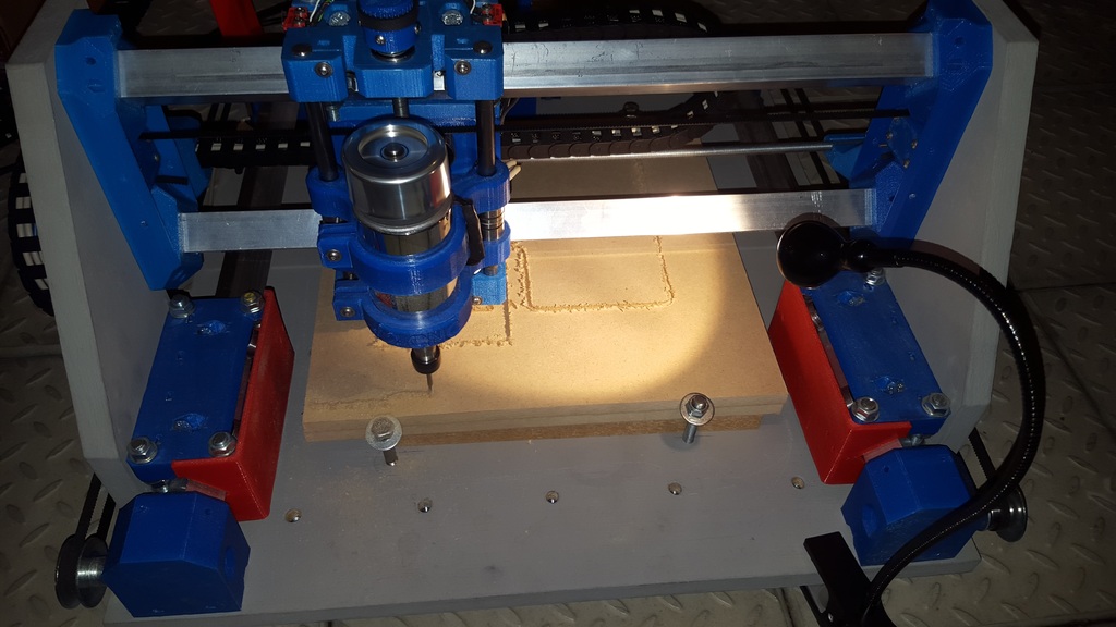 Root 2 CNC: Многофункциональный фрезерный станок