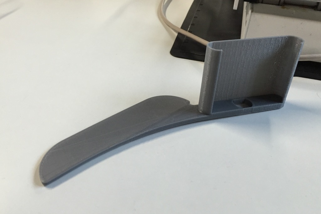 Держатель для iPhone 6/6S и iPhone 7 в слот CD