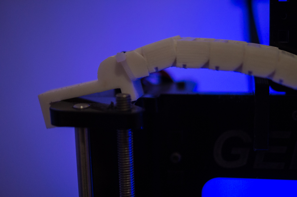 Открытый конец кабельной цепи для Prusa 8mm