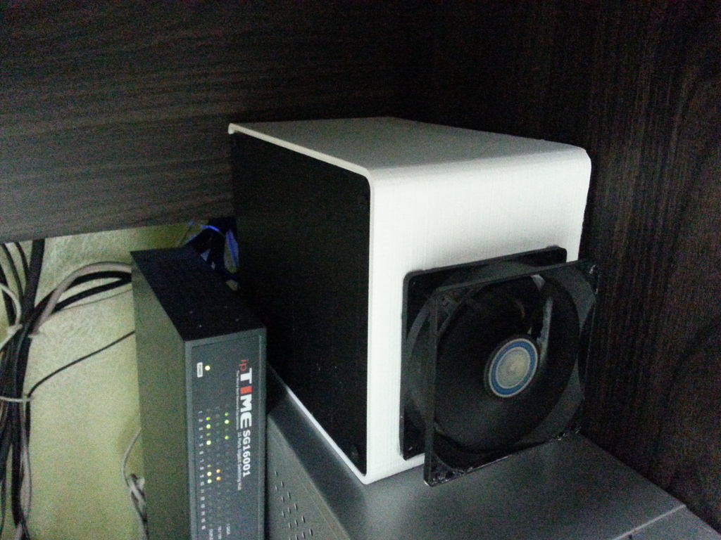 Корпус NAS для открытого оборудования