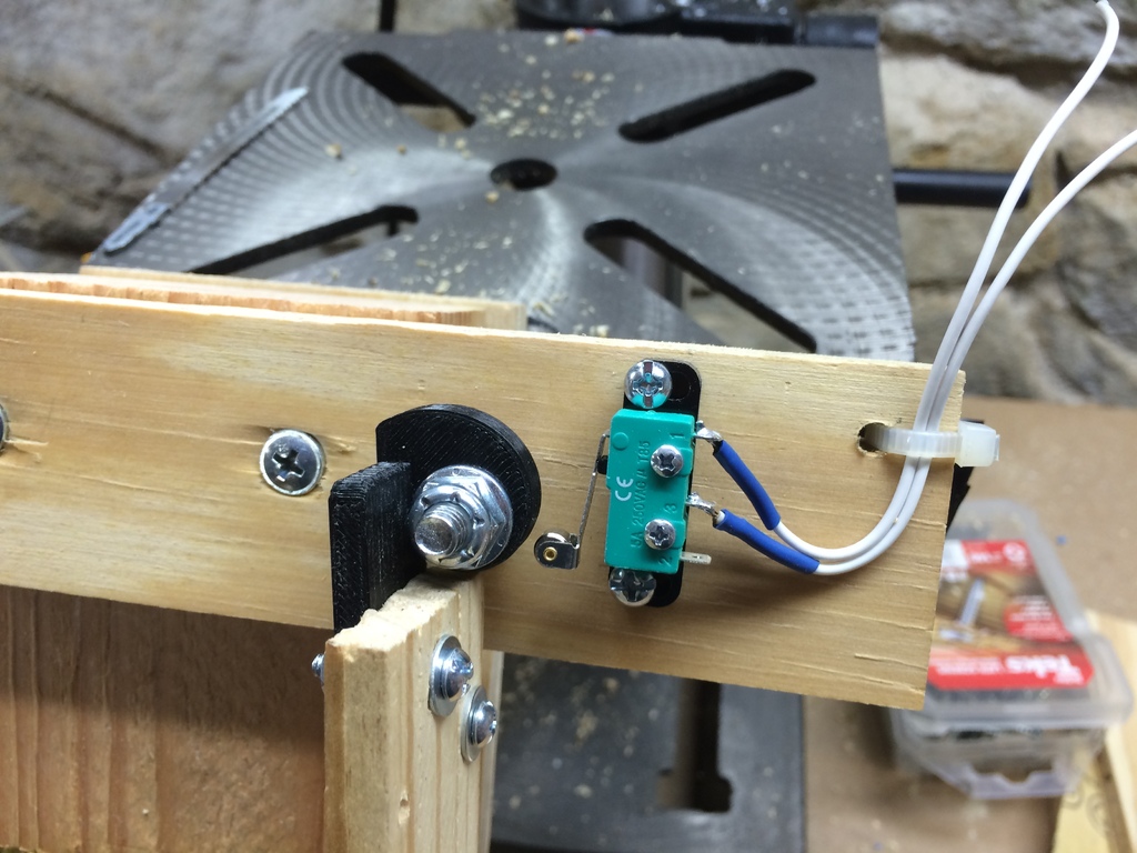 Датчик открытия гаражных ворот