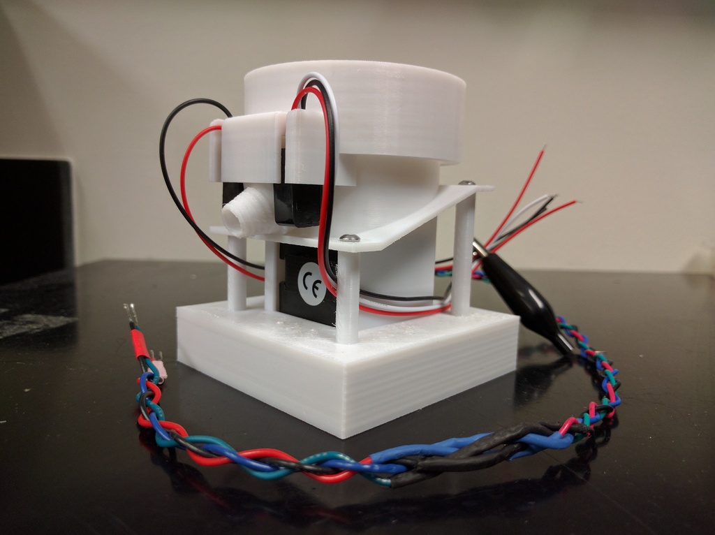 Диспенсер для кормовых гранул с открытым исходным кодом