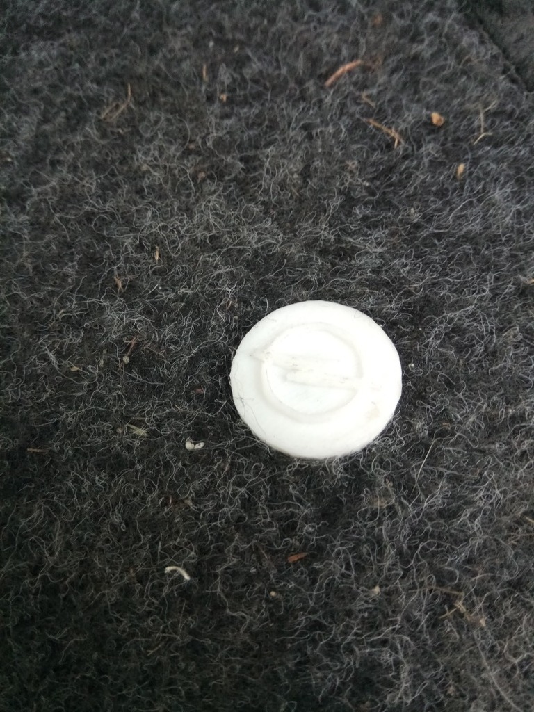 Фиксатор для ковриков Opel Vivaro