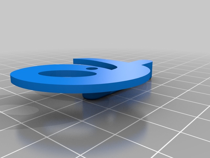 Доска с надписью 'Открыто' и 'Закрыто'