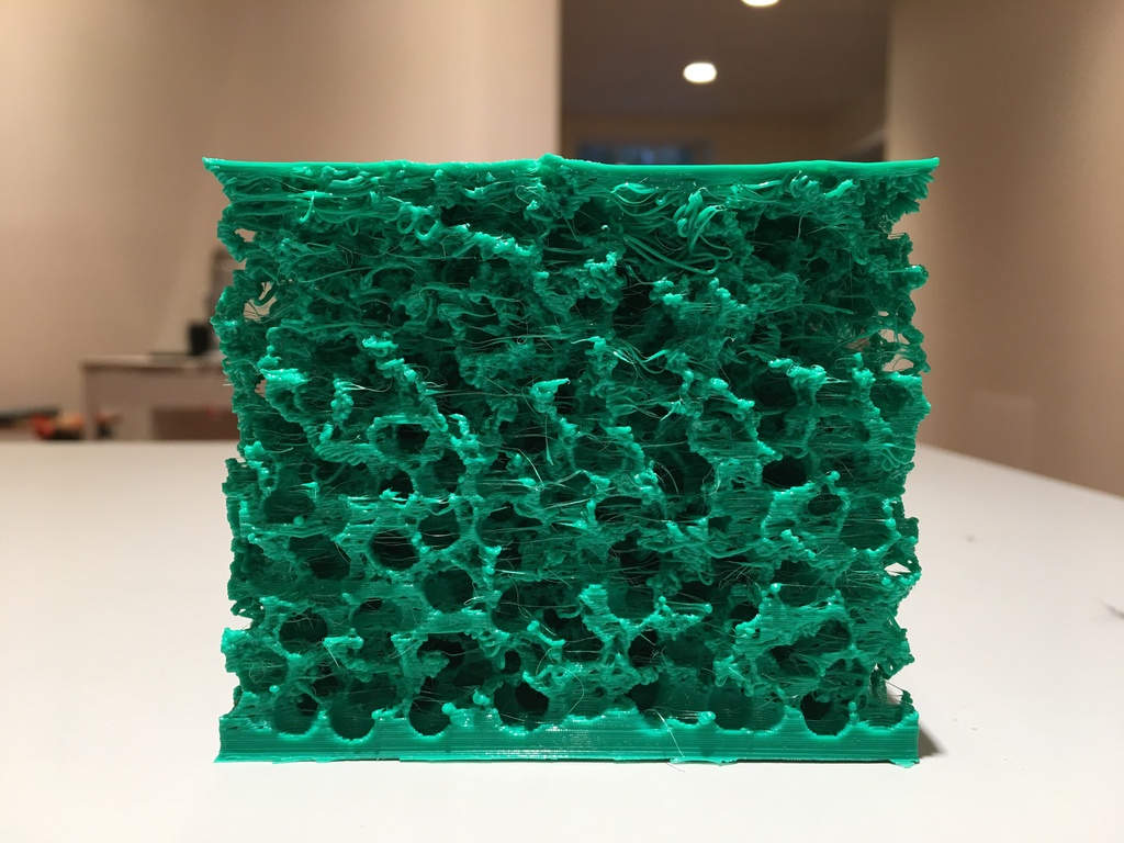 Случайная структура пенопласта V1