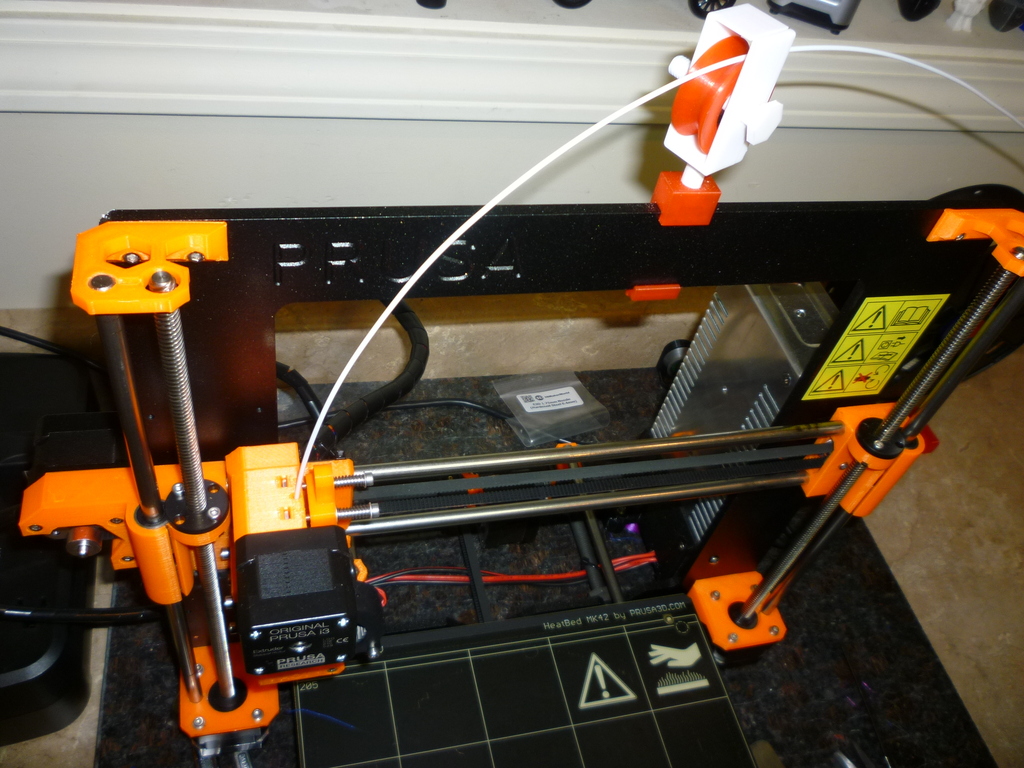 Настольный держатель для катушек с подвесом