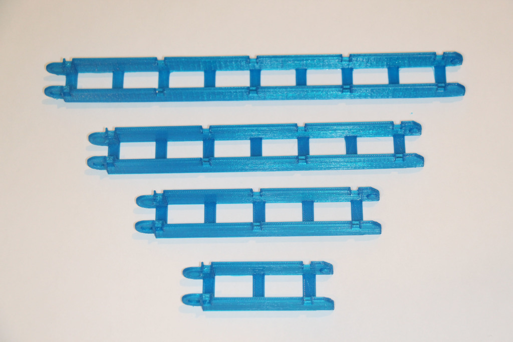 Открытая цепочка для кабеля с клипсами