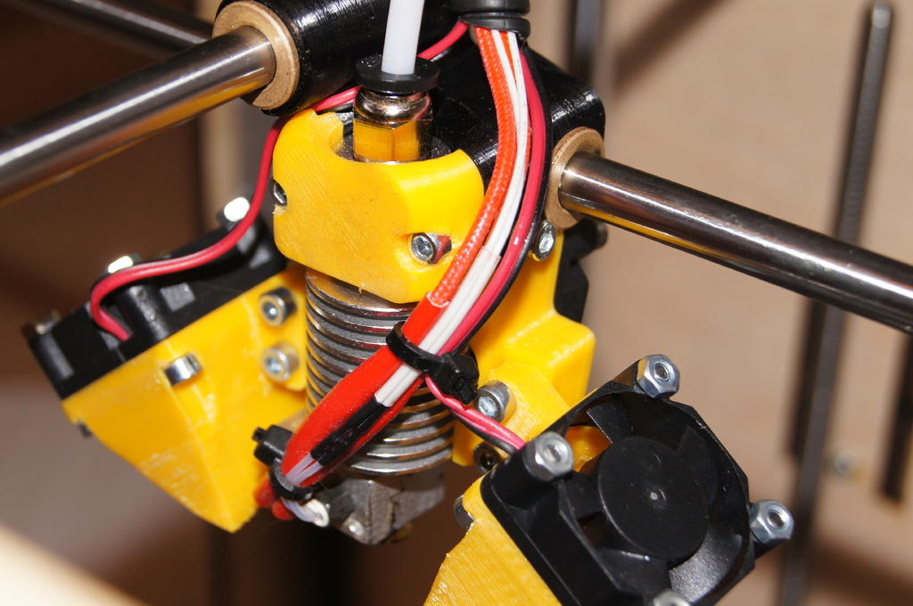 UlTi v1.2.6 - 3D-принтер с открытым исходным кодом