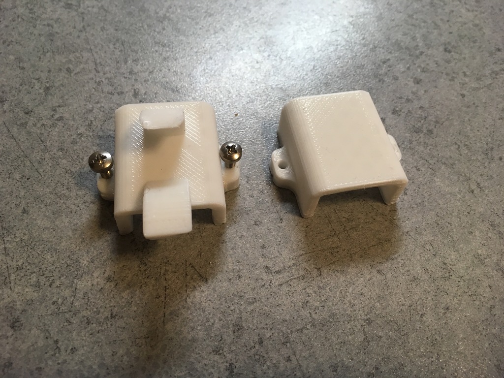 Крюк для перил открытой лестницы