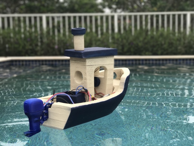 3D печатный внешний мотор для радиоуправляемых лодок