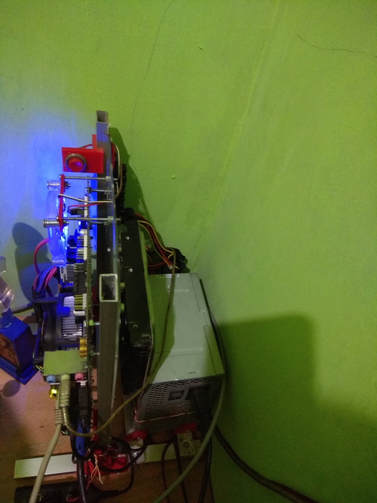 Открытый стенд для ПК