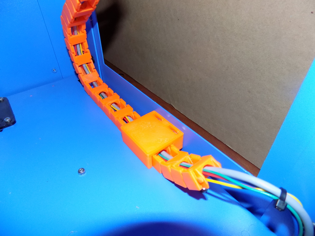 Открытая кабельная цепь для Qidi Tech X-One