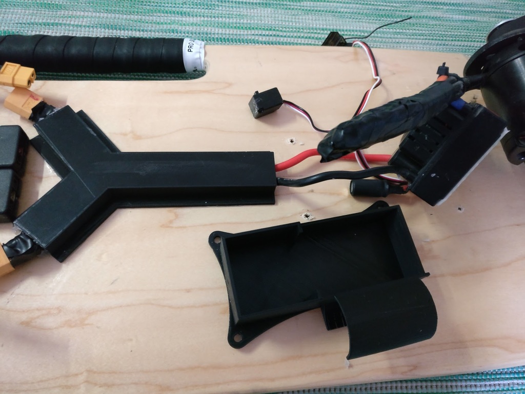 Электрический лонгборд с 3D-печатными частями