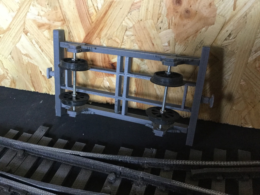 Плоский открытый вагон для 16мм садовой железной дороги