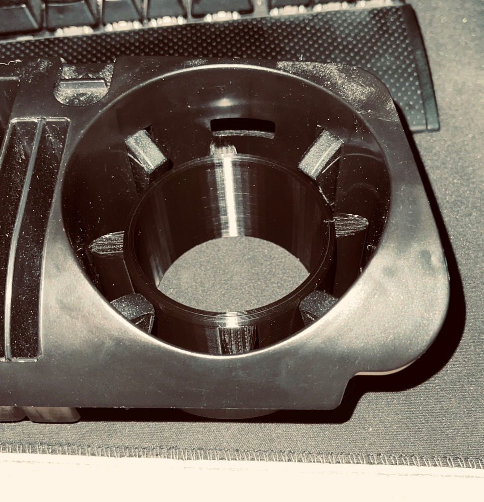 Держатель для банки Red Bull для Mercedes Benz C класса W205/S205/A205/C205