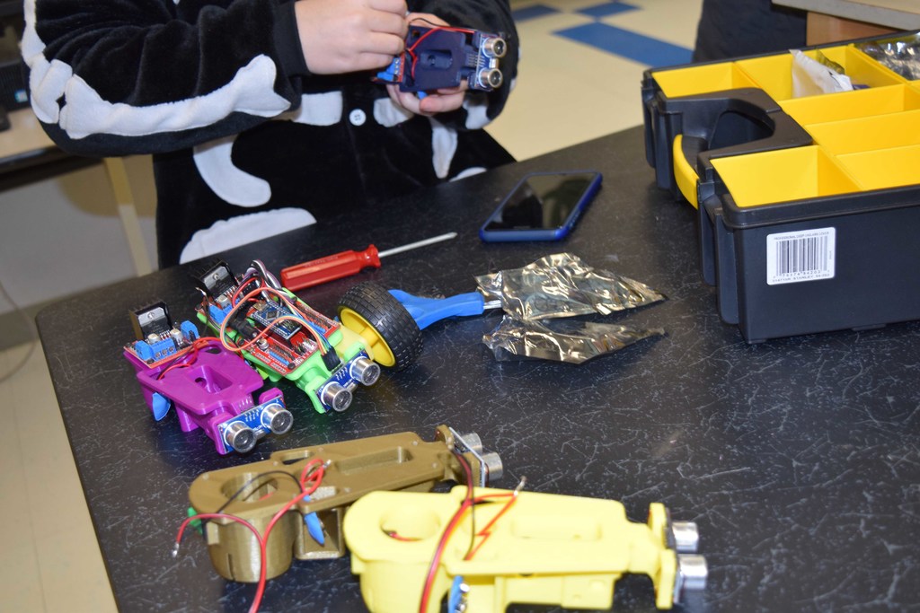 Робот Izzy - Открытый образовательный Arduino проект