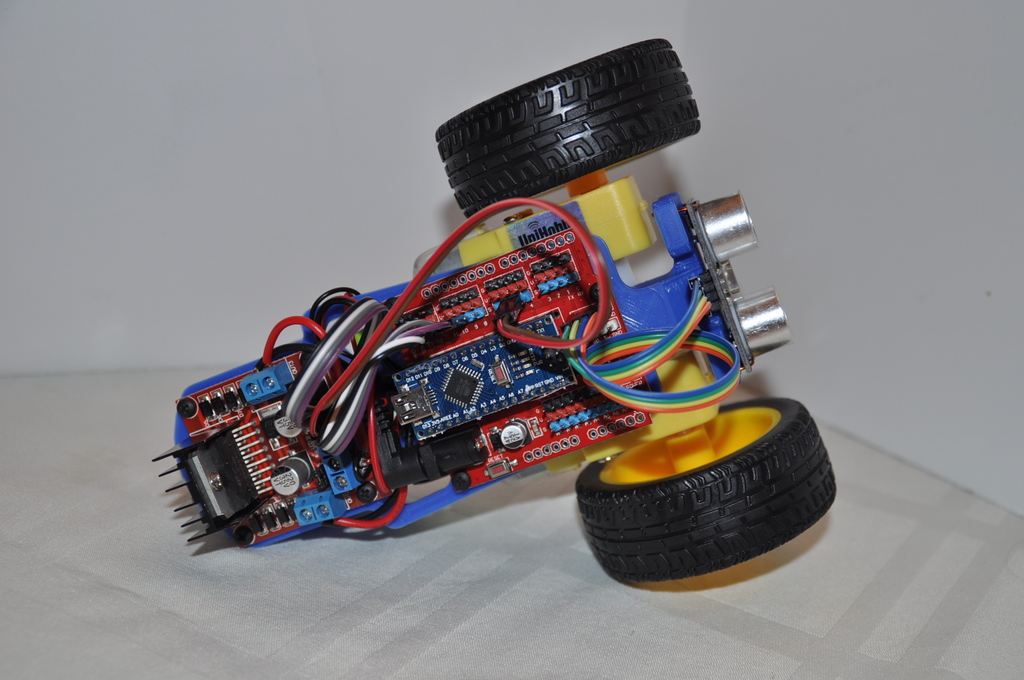 Робот Izzy - Открытый образовательный Arduino проект