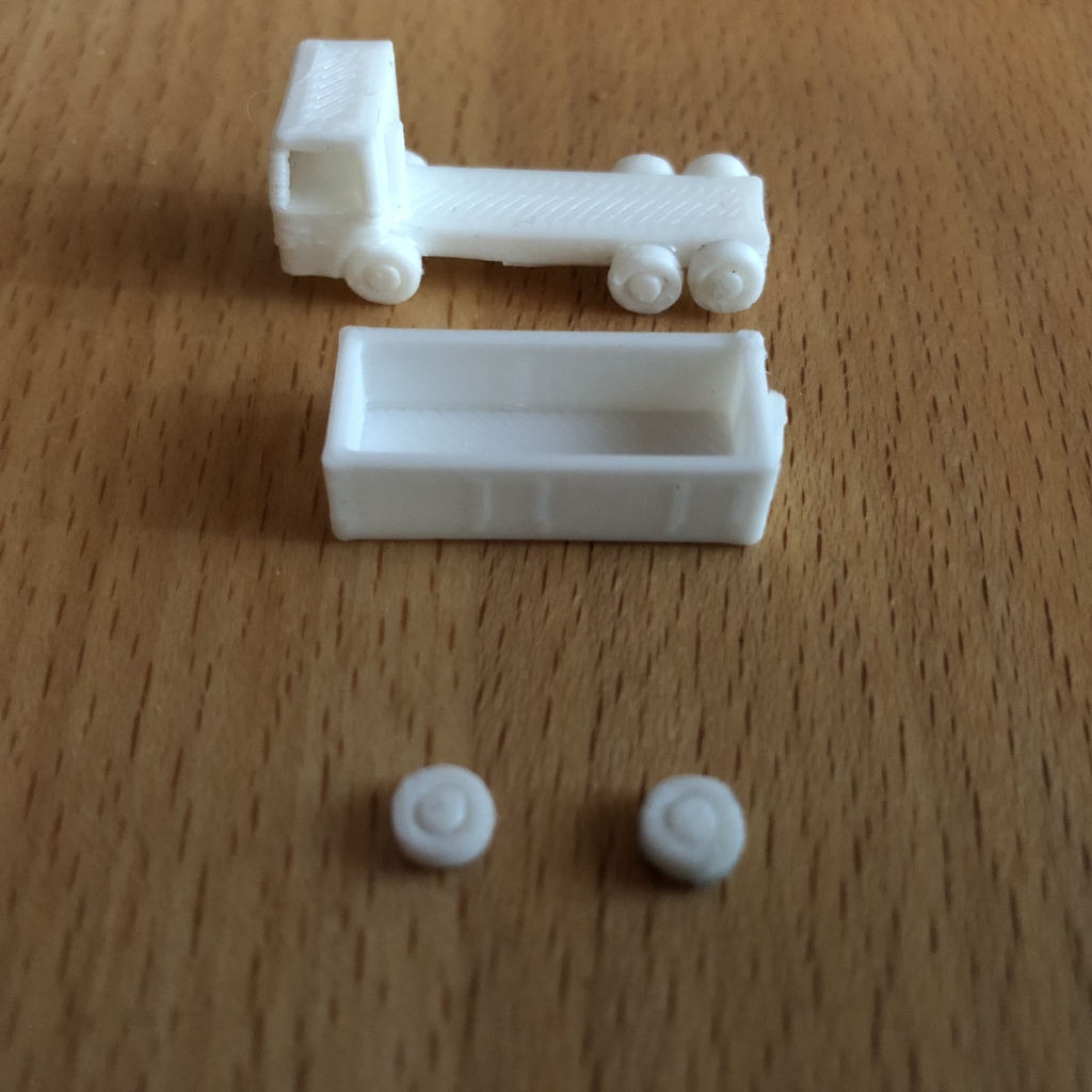 Открытый контейнерный грузовик