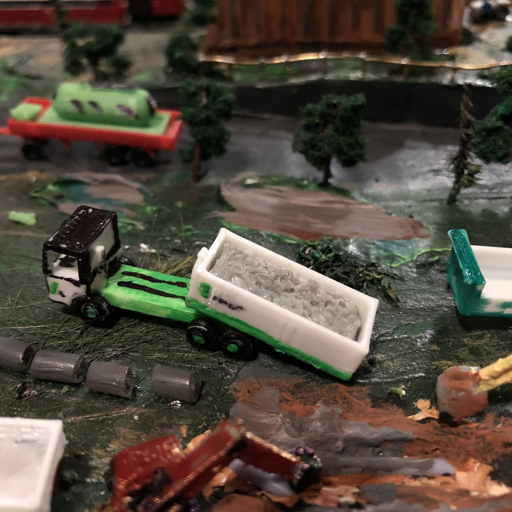 Открытый контейнерный грузовик