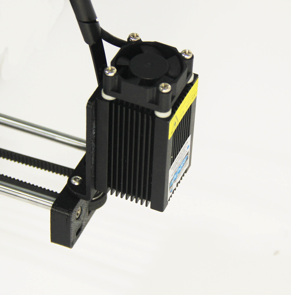 Робот для рисования и черчения на Arduino Uno