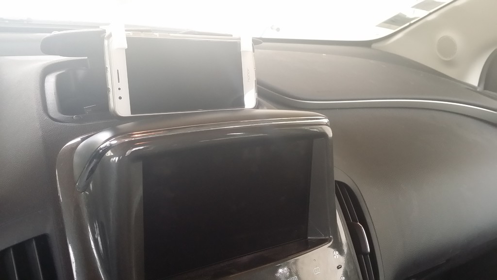 Клипса для смартфона Opel Ampera / Chevrolet Volt