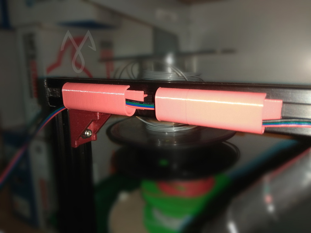 Кабельные направляющие для алюминиевого профиля 2020