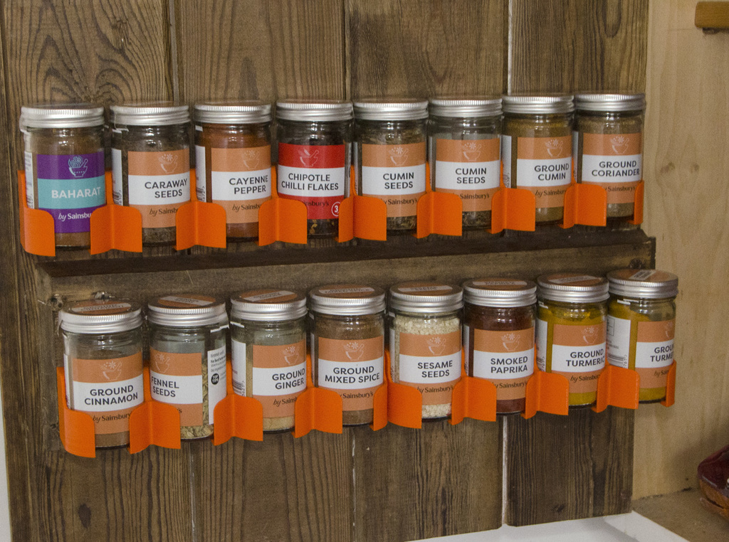 Настраиваемая полка для хранения