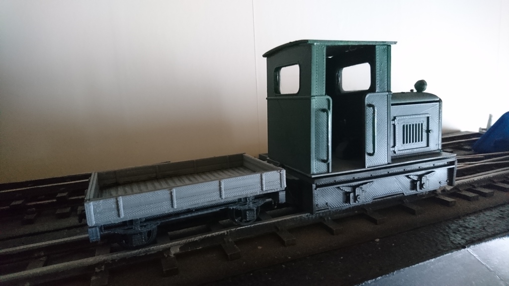 Двухдосочный открытый вагон для садовой железной дороги 16мм