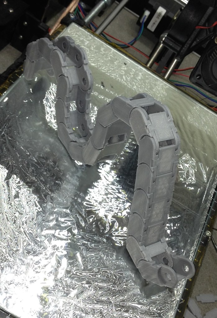 Замок для цепи с открытым кабелем