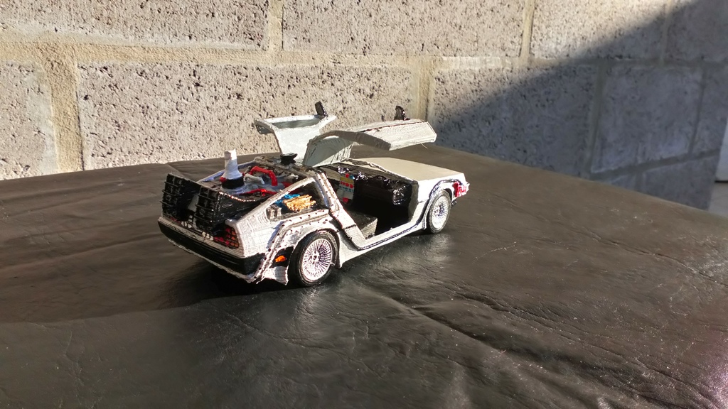 DMC Delorean полная модель V2