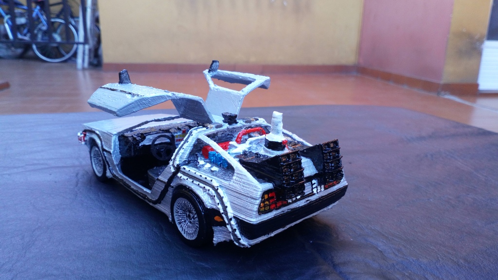 DMC Delorean полная модель V2