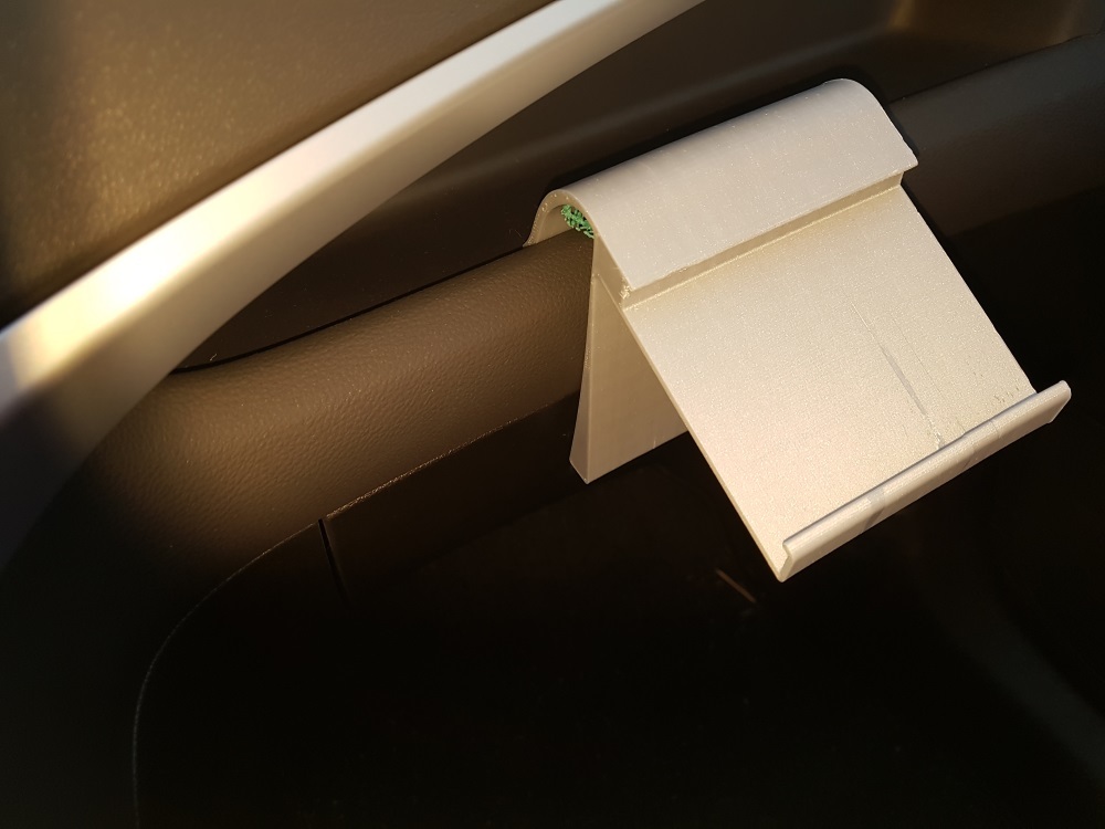 Крепление для Samsung Galaxy S7 на панели Opel Zafira