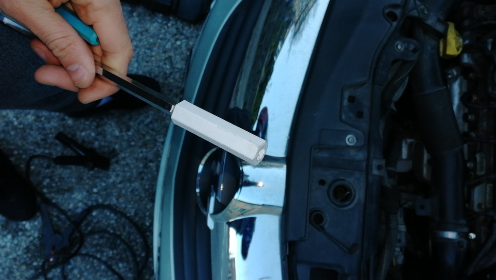 Инструмент для свечей накала